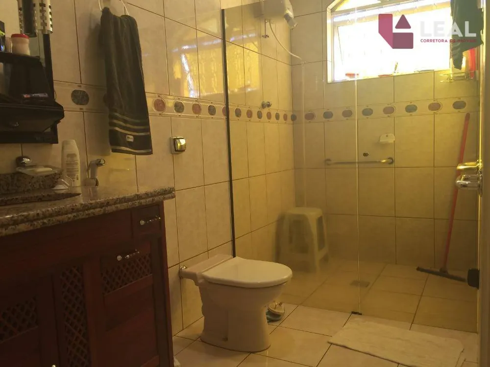 Casa, 3 quartos, 219 m² - Foto 8
