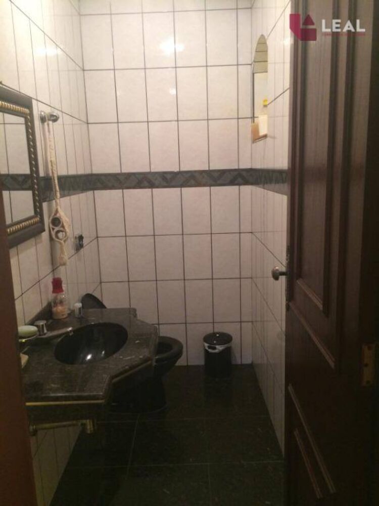 Casa, 3 quartos, 219 m² - Foto 3