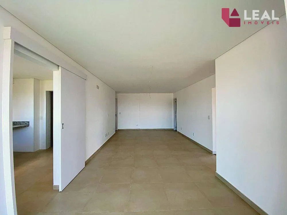 Apartamento, 3 quartos, 130 m² - Foto 3