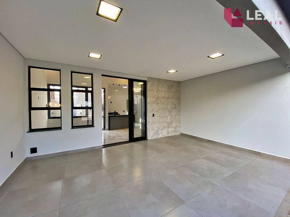 Casa, 3 quartos, 123 m² - Foto 2