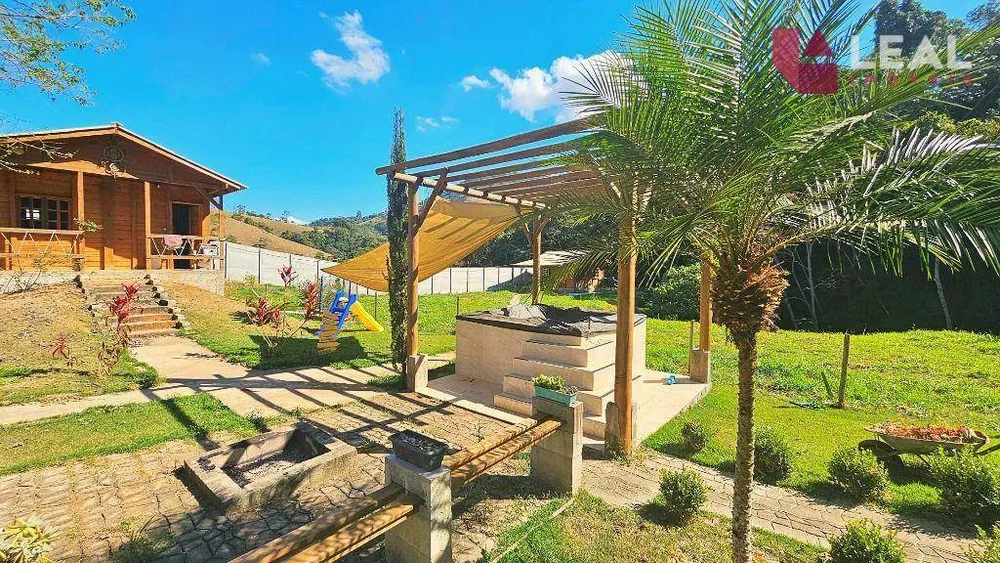 Chácara, 5 quartos, 5000 m² - Foto 1