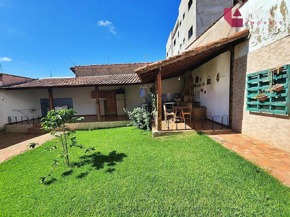 Casa, 3 quartos, 189 m² - Foto 4