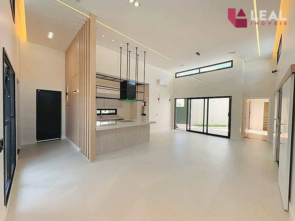 Casa, 3 quartos, 180 m² - Foto 1