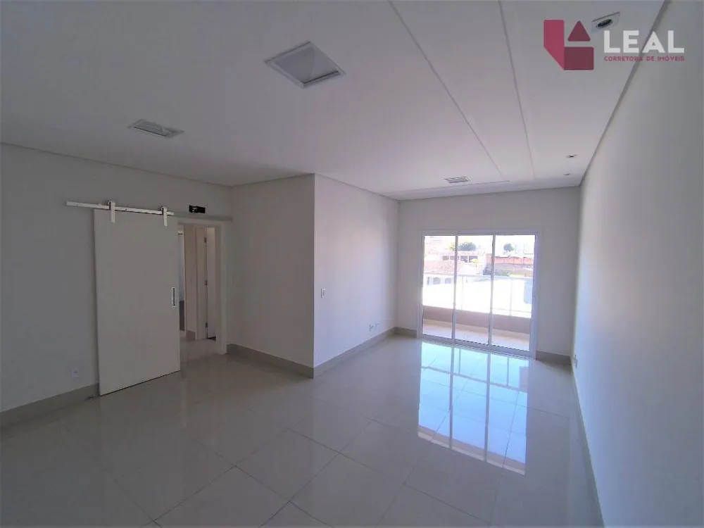 Apartamento, 3 quartos, 120 m² - Foto 1