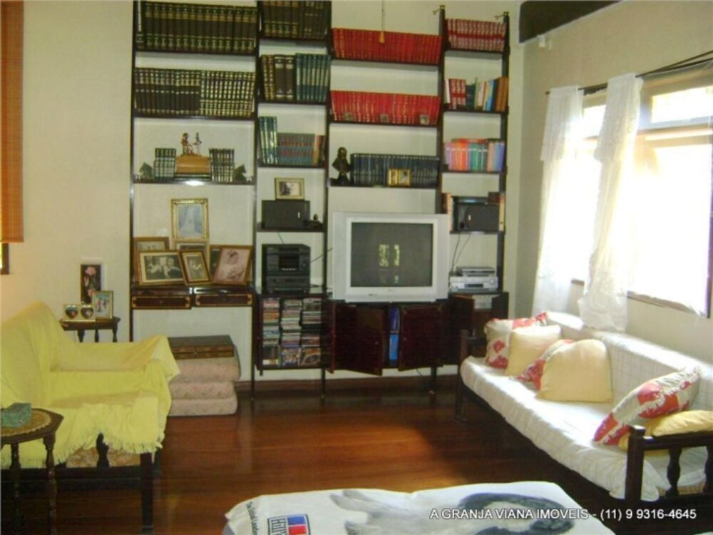 Casa à venda com 4 quartos, 500m² - Foto 4