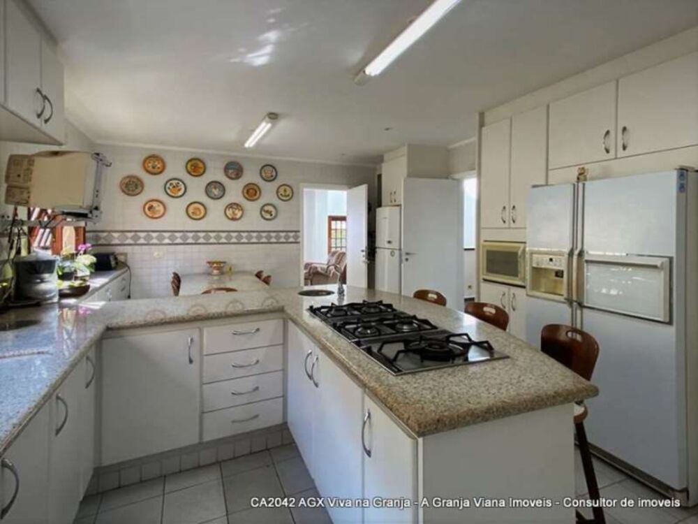 Casa, 4 quartos, 304 m² - Foto 1