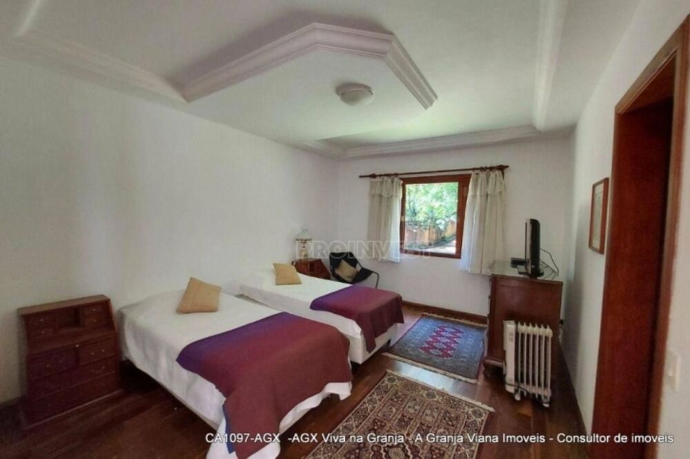 Casa de Condomínio à venda com 4 quartos, 500m² - Foto 1