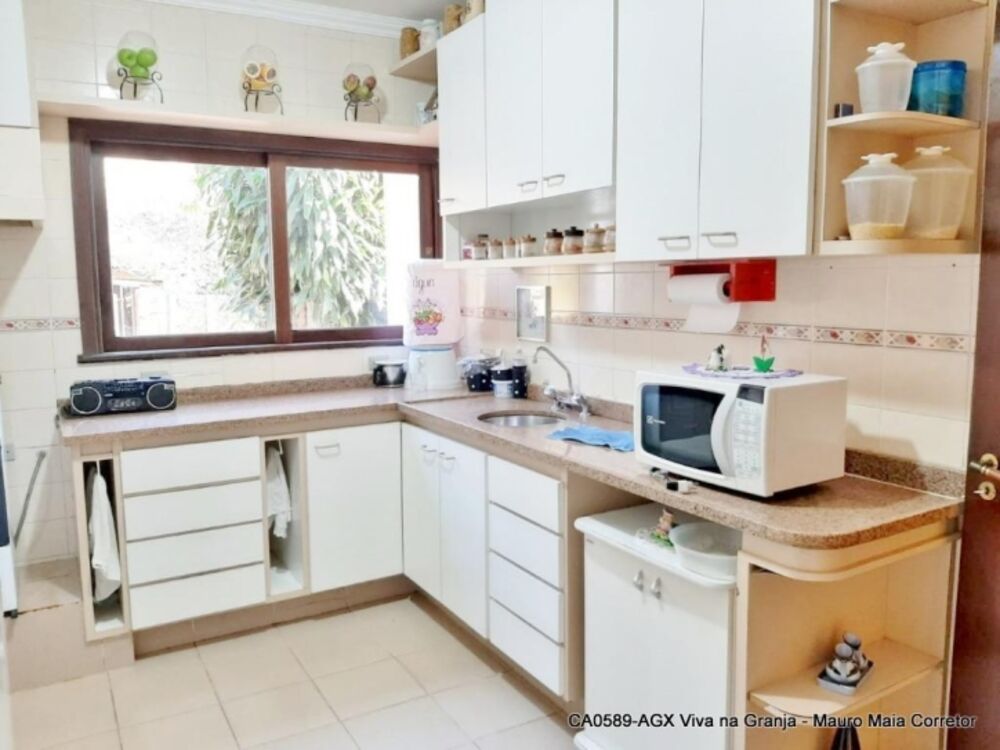 Casa à venda com 3 quartos, 172m² - Foto 3