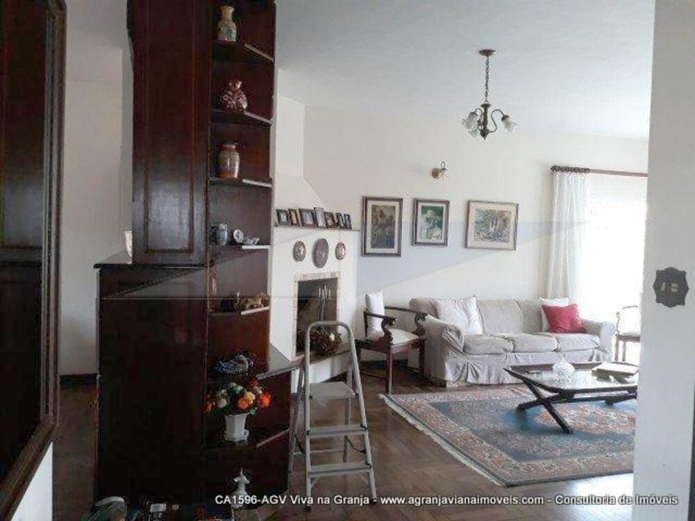 Casa, 4 quartos, 230 m² - Foto 1