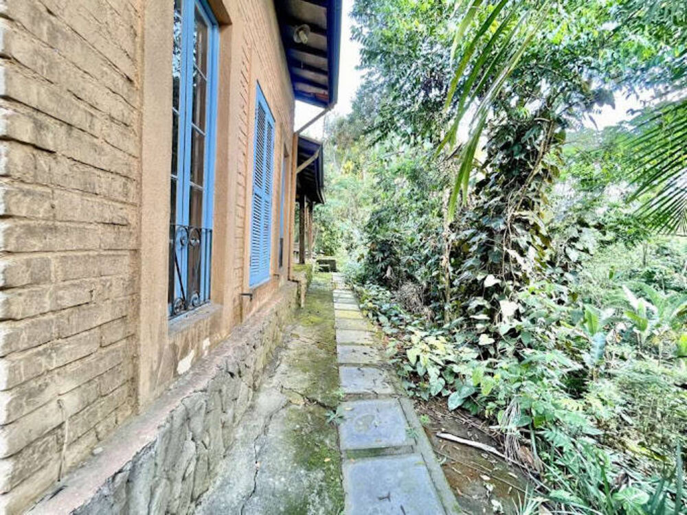 Casa de Condomínio à venda e aluguel com 3 quartos, 440m² - Foto 3