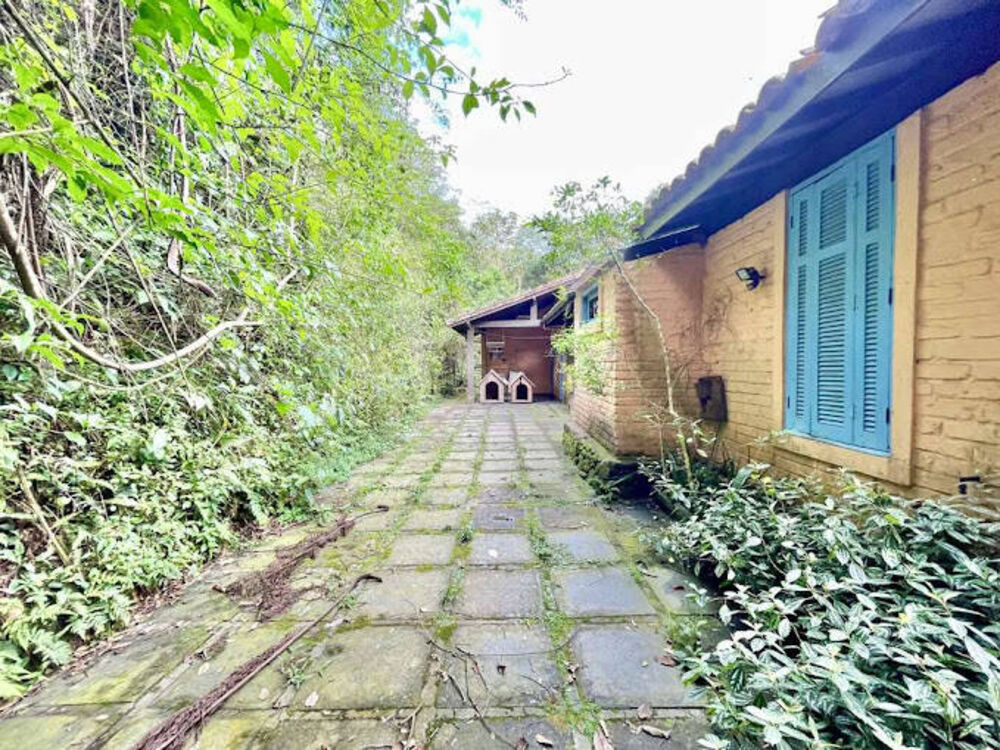 Casa de Condomínio à venda e aluguel com 3 quartos, 440m² - Foto 4