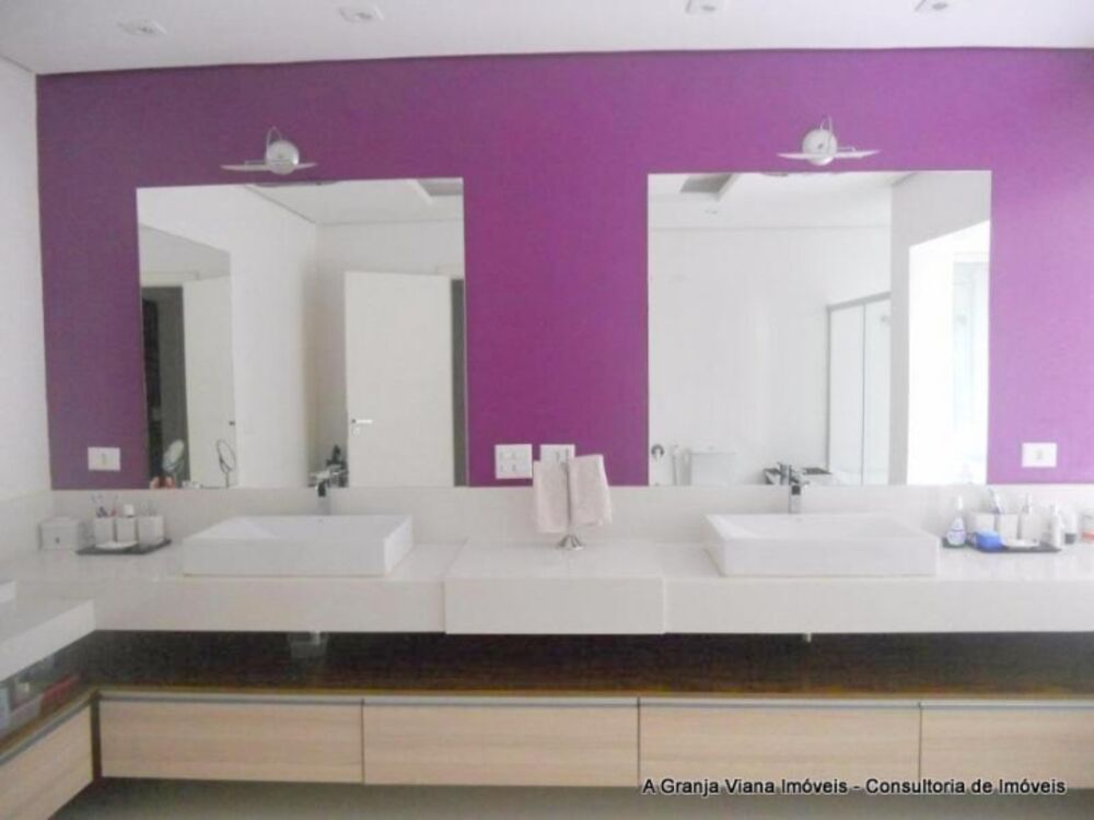 Casa à venda com 4 quartos, 651m² - Foto 2