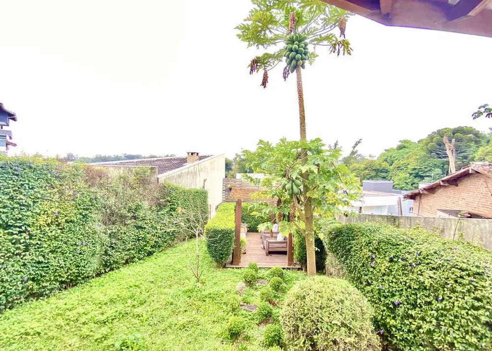 Casa, 4 quartos, 325 m² - Foto 2