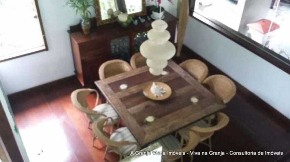 Casa à venda com 5 quartos, 700m² - Foto 4