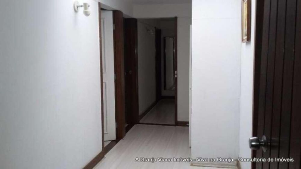 Casa à venda com 5 quartos, 700m² - Foto 3