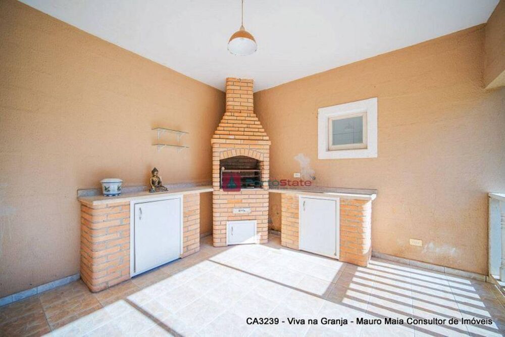 Casa de Condomínio à venda com 4 quartos, 329m² - Foto 3