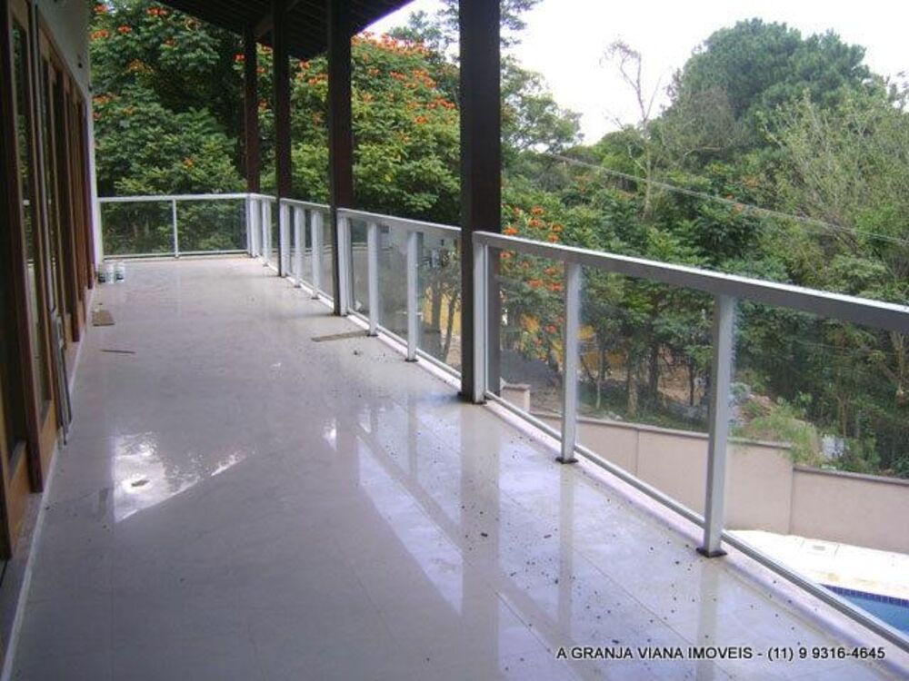 Casa à venda com 4 quartos, 800m² - Foto 4
