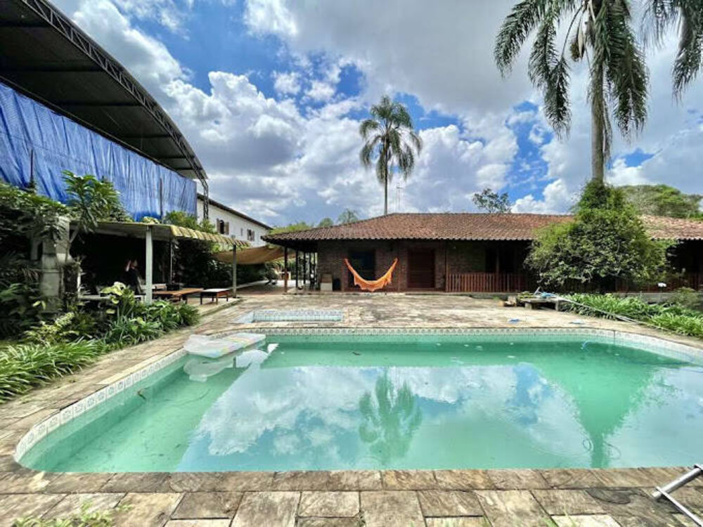 Casa, 5 quartos, 756 m² - Foto 1