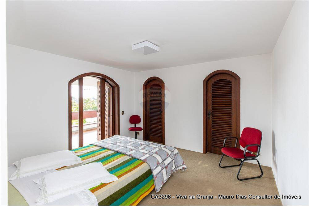 Casa à venda com 4 quartos, 1400m² - Foto 3