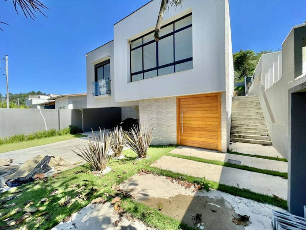 Casa de Condomínio à venda com 3 quartos, 239m² - Foto 1