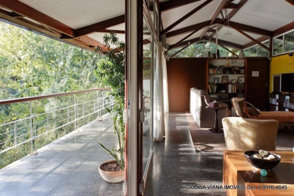 Casa à venda com 3 quartos, 300m² - Foto 3