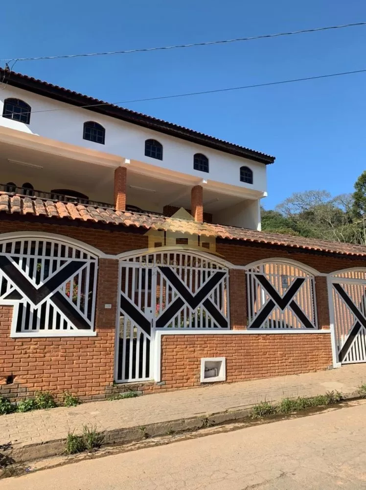 Sobrado à venda com 3 quartos, 473m² - Foto 2