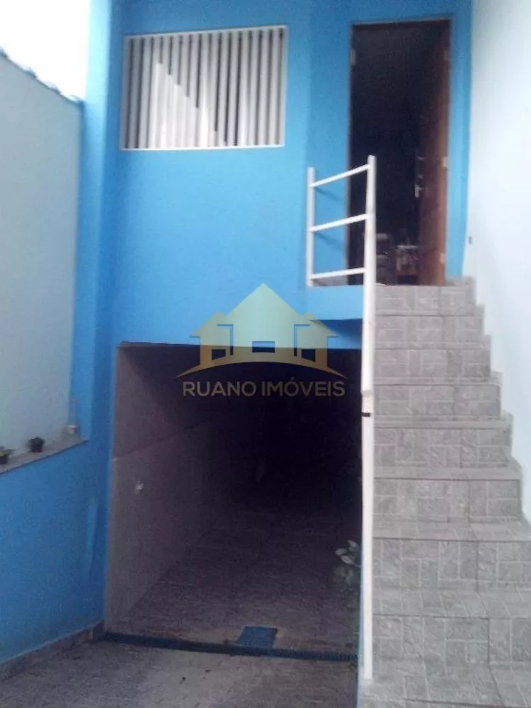 Sobrado à venda com 3 quartos, 180m² - Foto 2