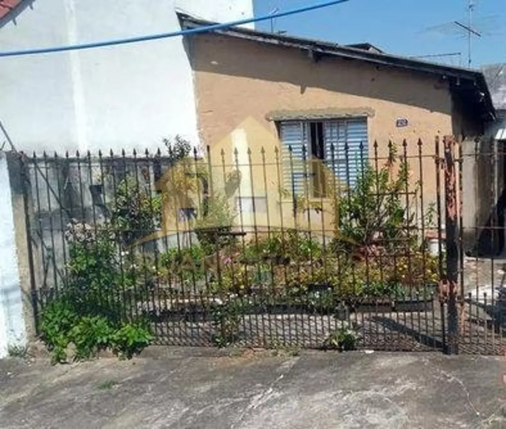 Casa à venda com 2 quartos, 100m² - Foto 2