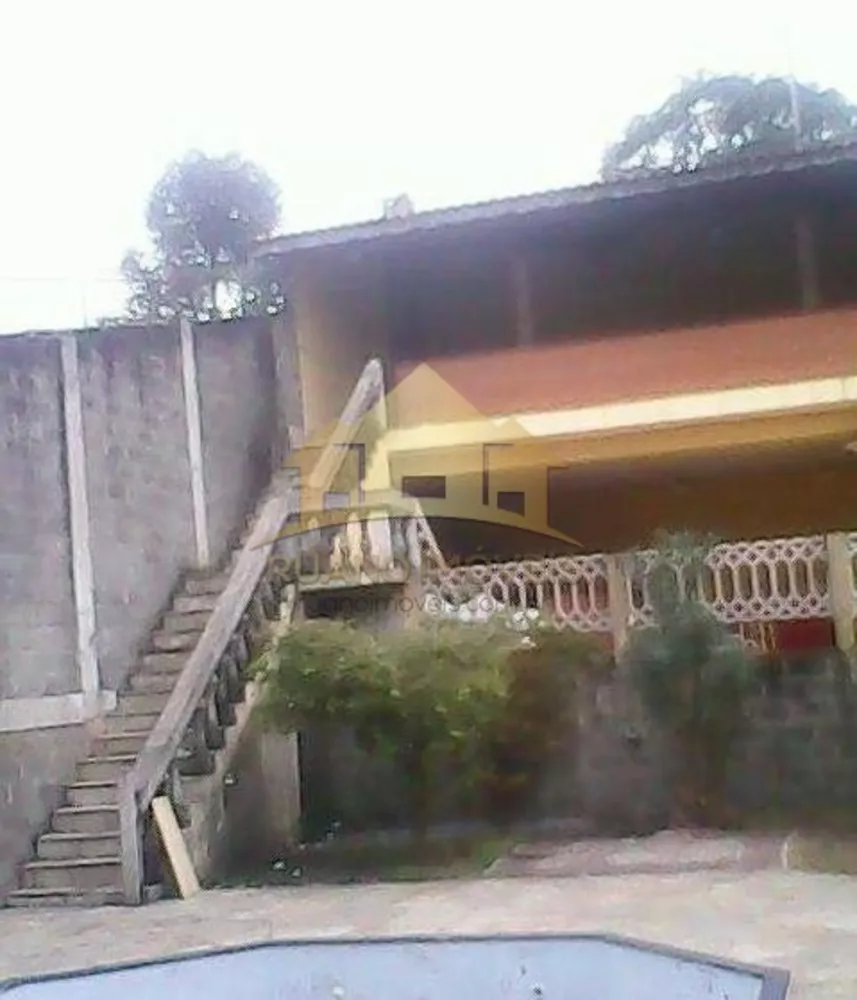 Sobrado à venda com 4 quartos, 300m² - Foto 2