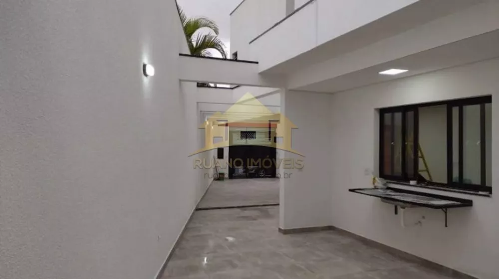 Sobrado à venda com 3 quartos, 110m² - Foto 1