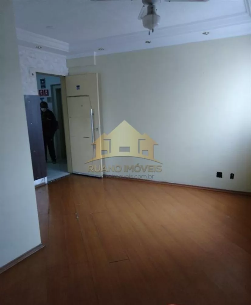 Apartamento à venda com 2 quartos, 44m² - Foto 3