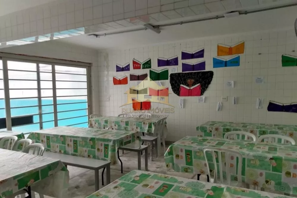 Sobrado à venda com 4 quartos, 300m² - Foto 4