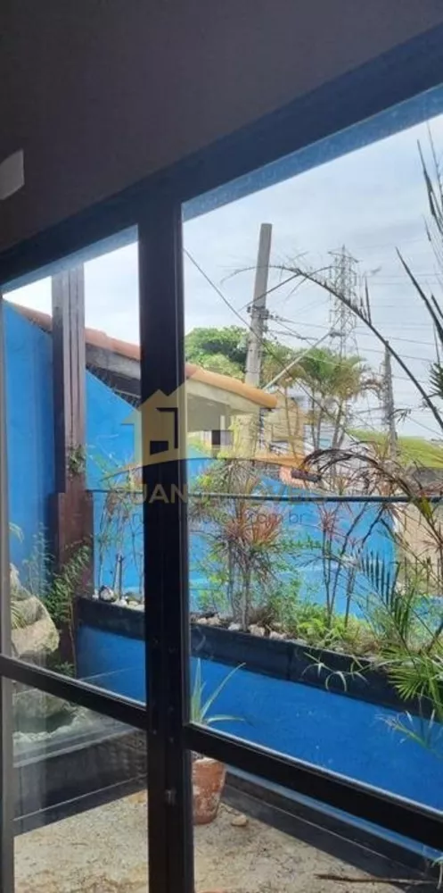 Sobrado à venda com 3 quartos, 197m² - Foto 3