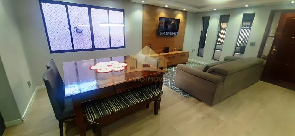 Sobrado à venda com 3 quartos, 213m² - Foto 1