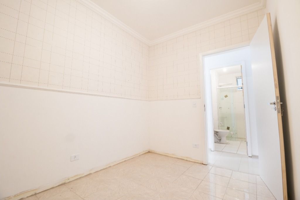 Apartamento à venda com 3 quartos, 65m² - Foto 3