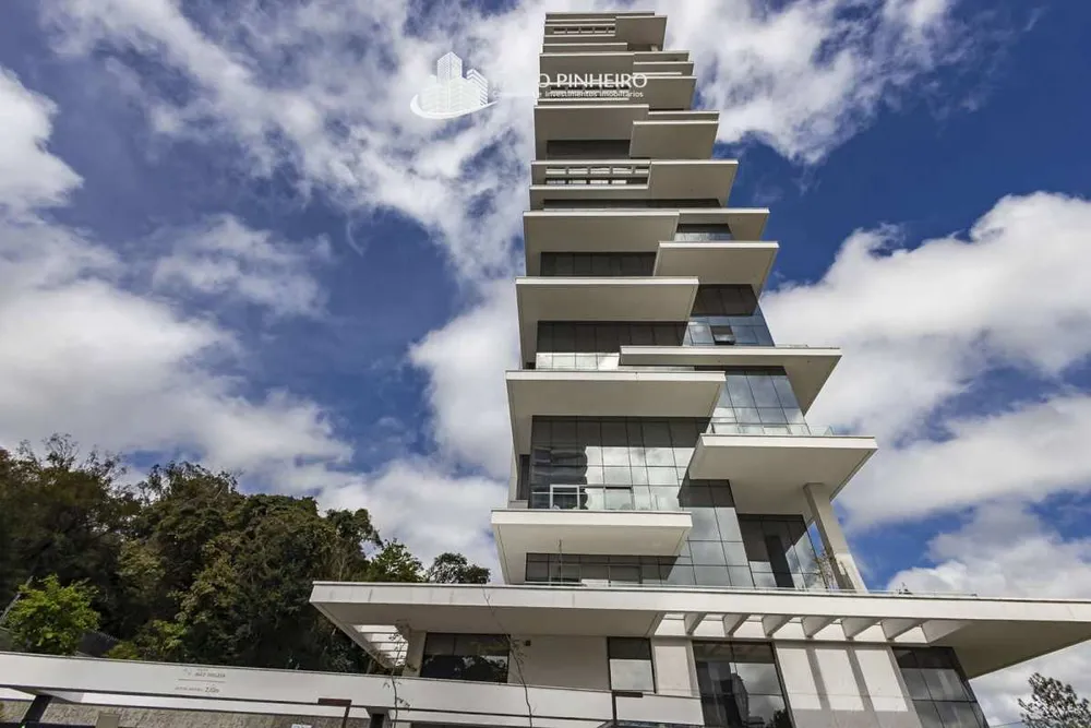 Apartamento, 3 quartos, 245 m² - Foto 1