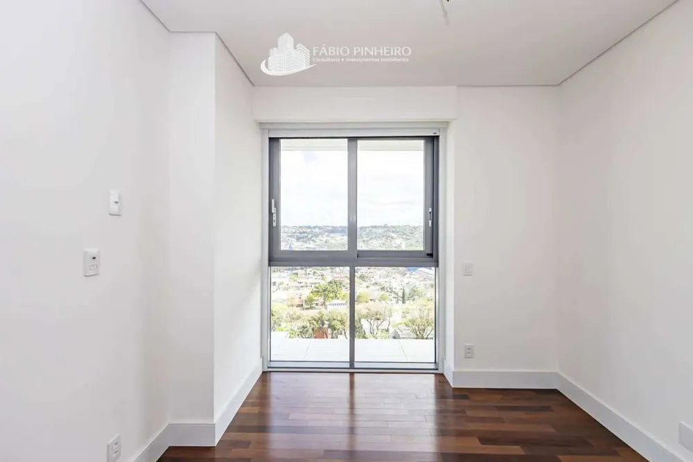 Apartamento, 3 quartos, 245 m² - Foto 2