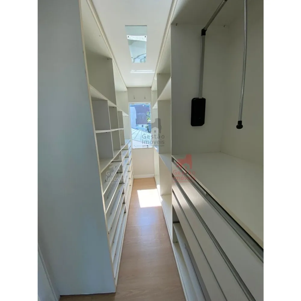 Casa, 6 quartos, 496 m² - Foto 1