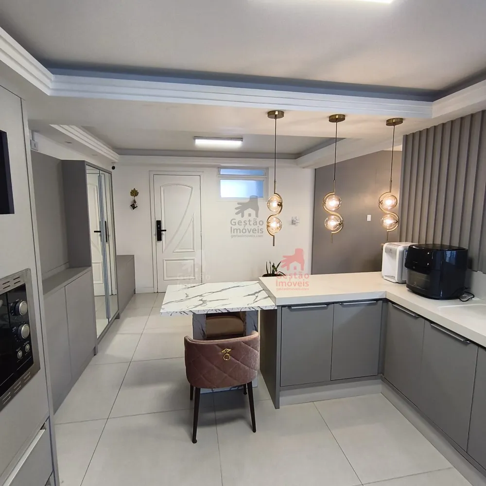 Apartamento, 3 quartos, 110 m² - Foto 1