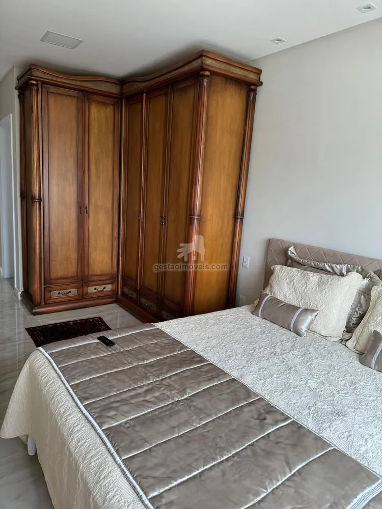 Casa, 3 quartos, 252 m² - Foto 8