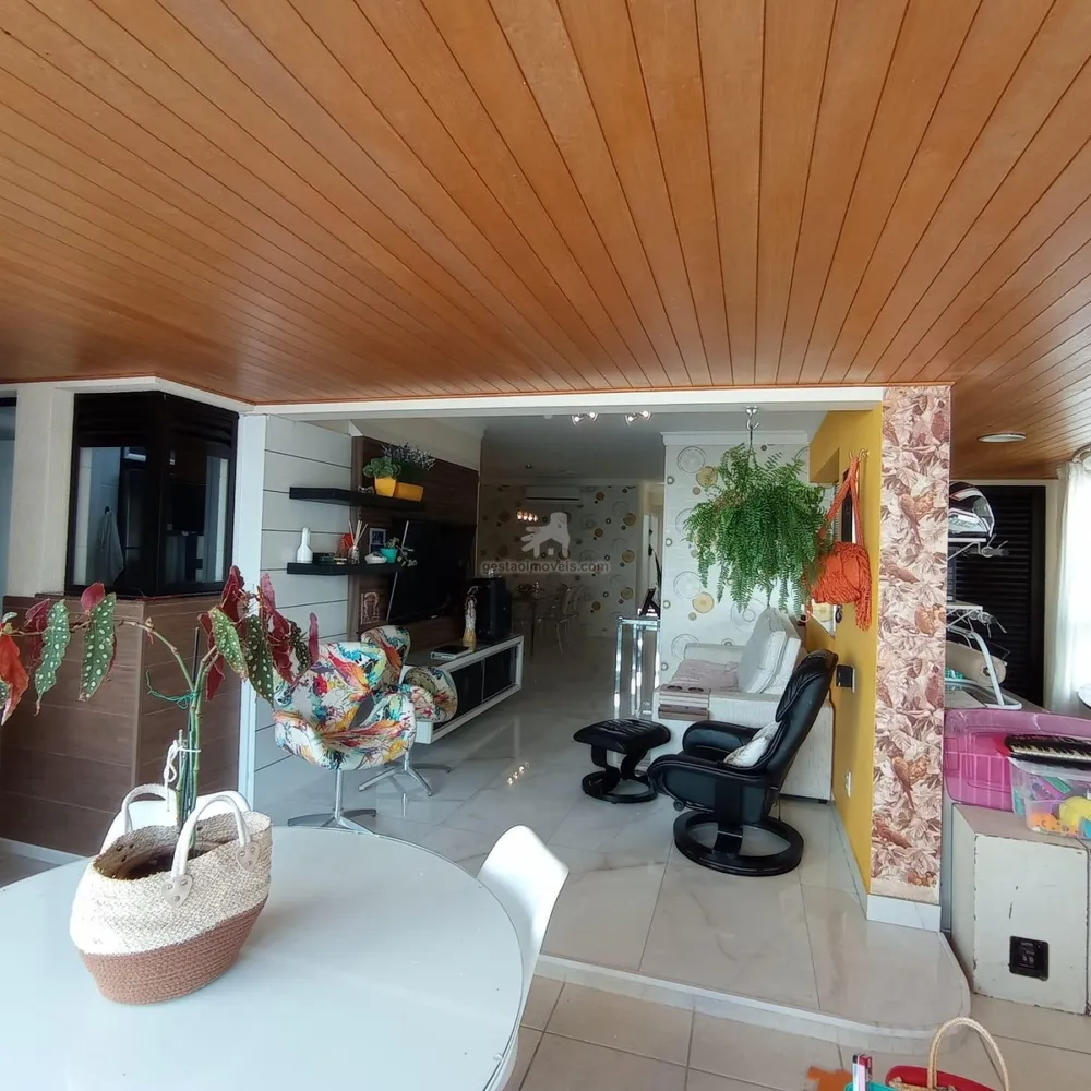 Apartamento, 3 quartos, 134 m² - Foto 1