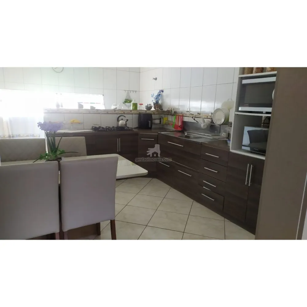 Casa, 3 quartos, 260 m² - Foto 3