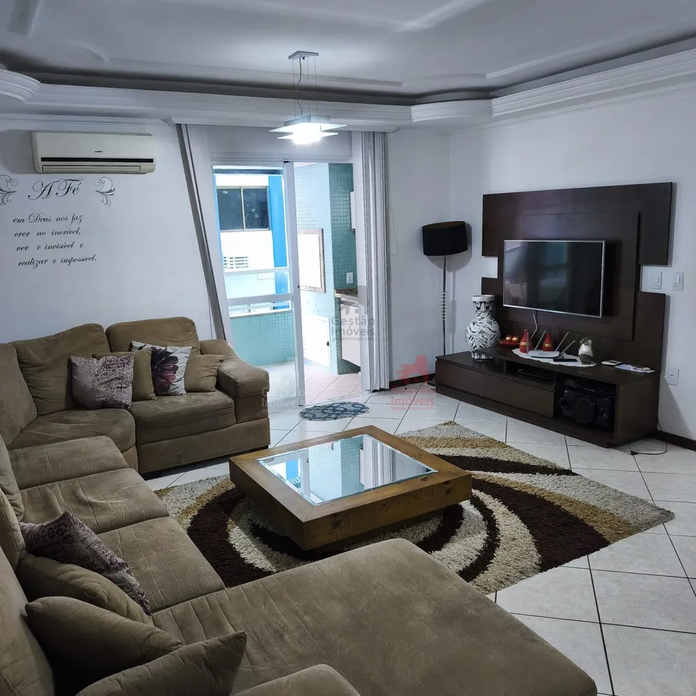Apartamento, 3 quartos, 120 m² - Foto 1