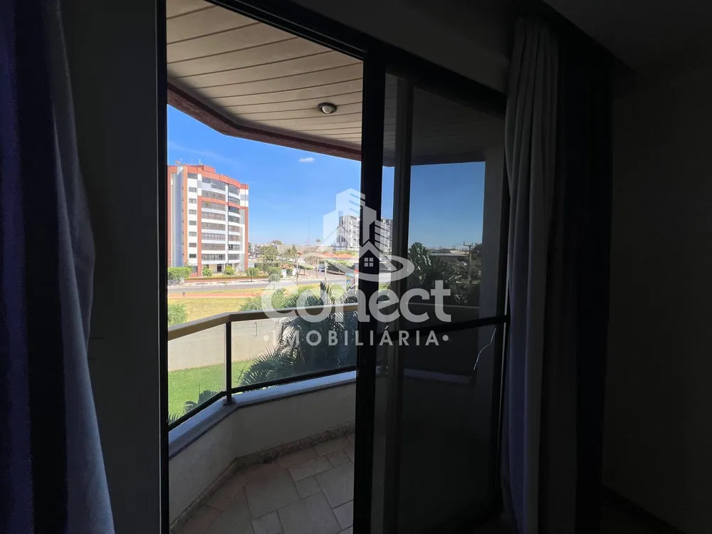 Apartamento, 3 quartos, 208 m² - Foto 4