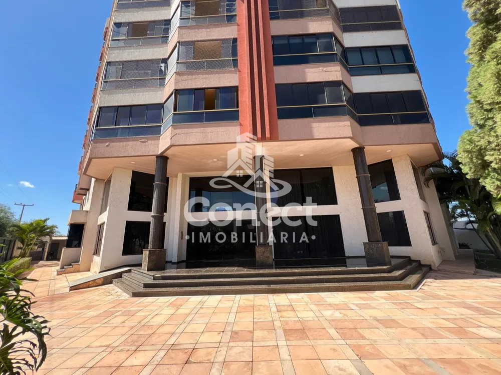Apartamento, 3 quartos, 208 m² - Foto 1
