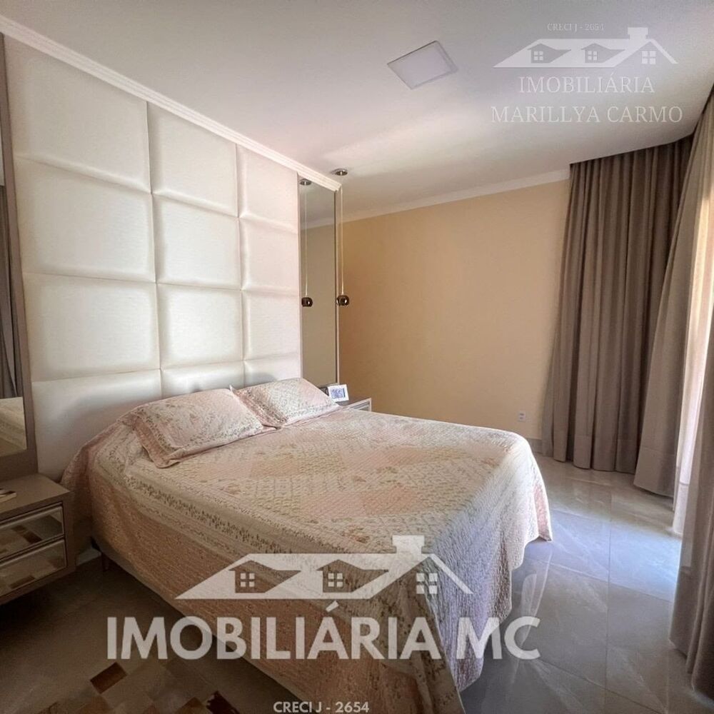 Casa à venda com 3 quartos, 250m² - Foto 3