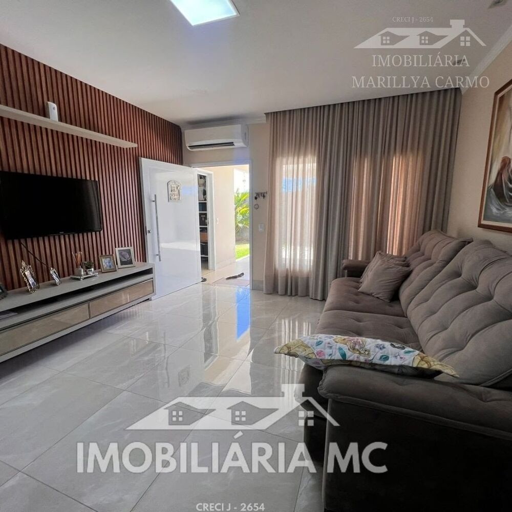 Casa à venda com 3 quartos, 250m² - Foto 2