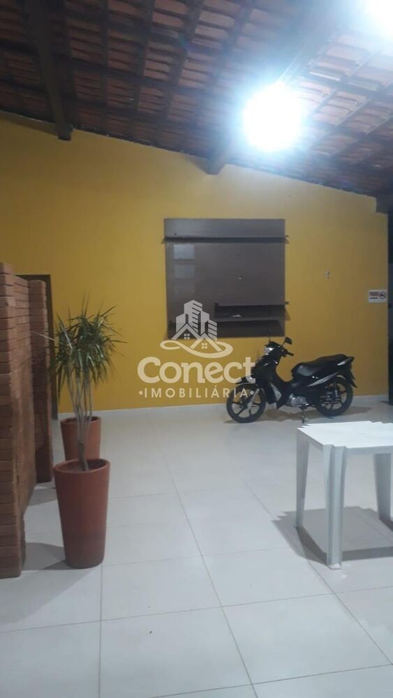 Casa à venda e aluguel com 3 quartos, 200m² - Foto 3