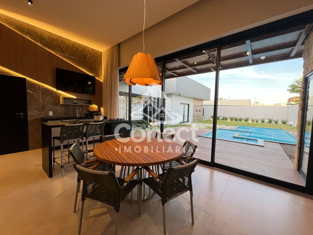 Casa, 4 quartos, 343 m² - Foto 1