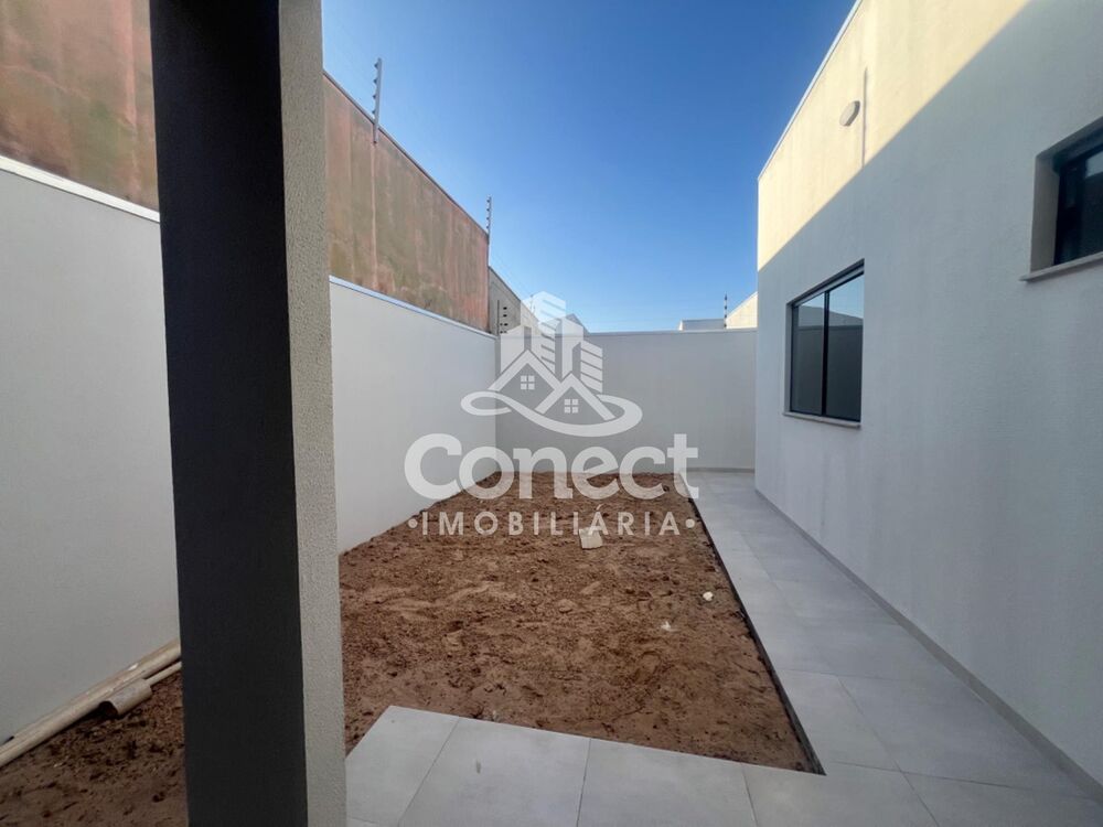 Casa à venda com 2 quartos, 135m² - Foto 14